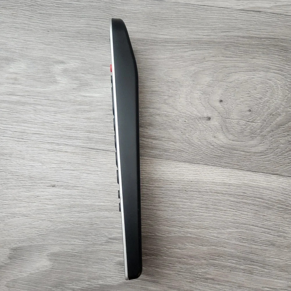 RCA Universal‎ TV Remote Control Silver Black Power Volume Channel Numbersq¹